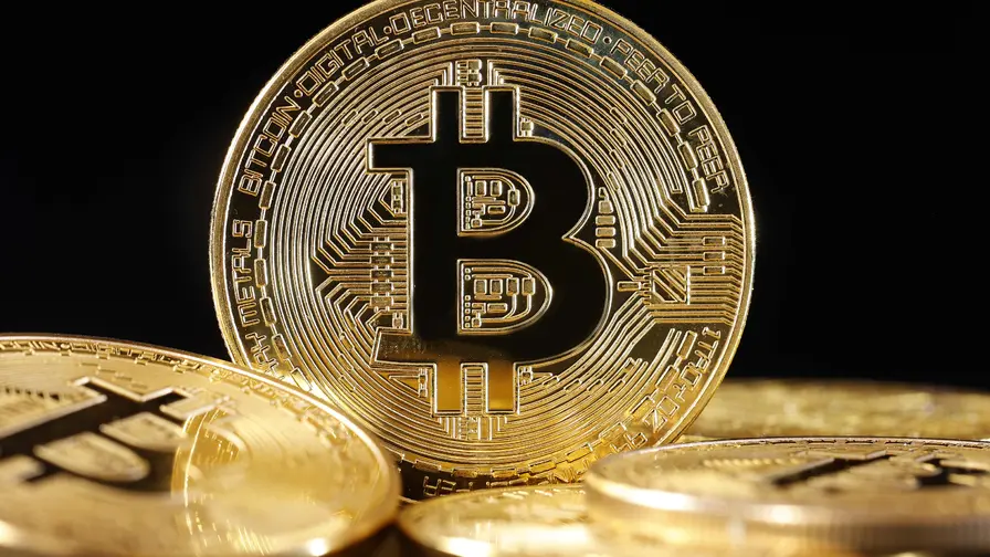 برداشت سریع بیت کوین از بایننس و پیامدهای بازار